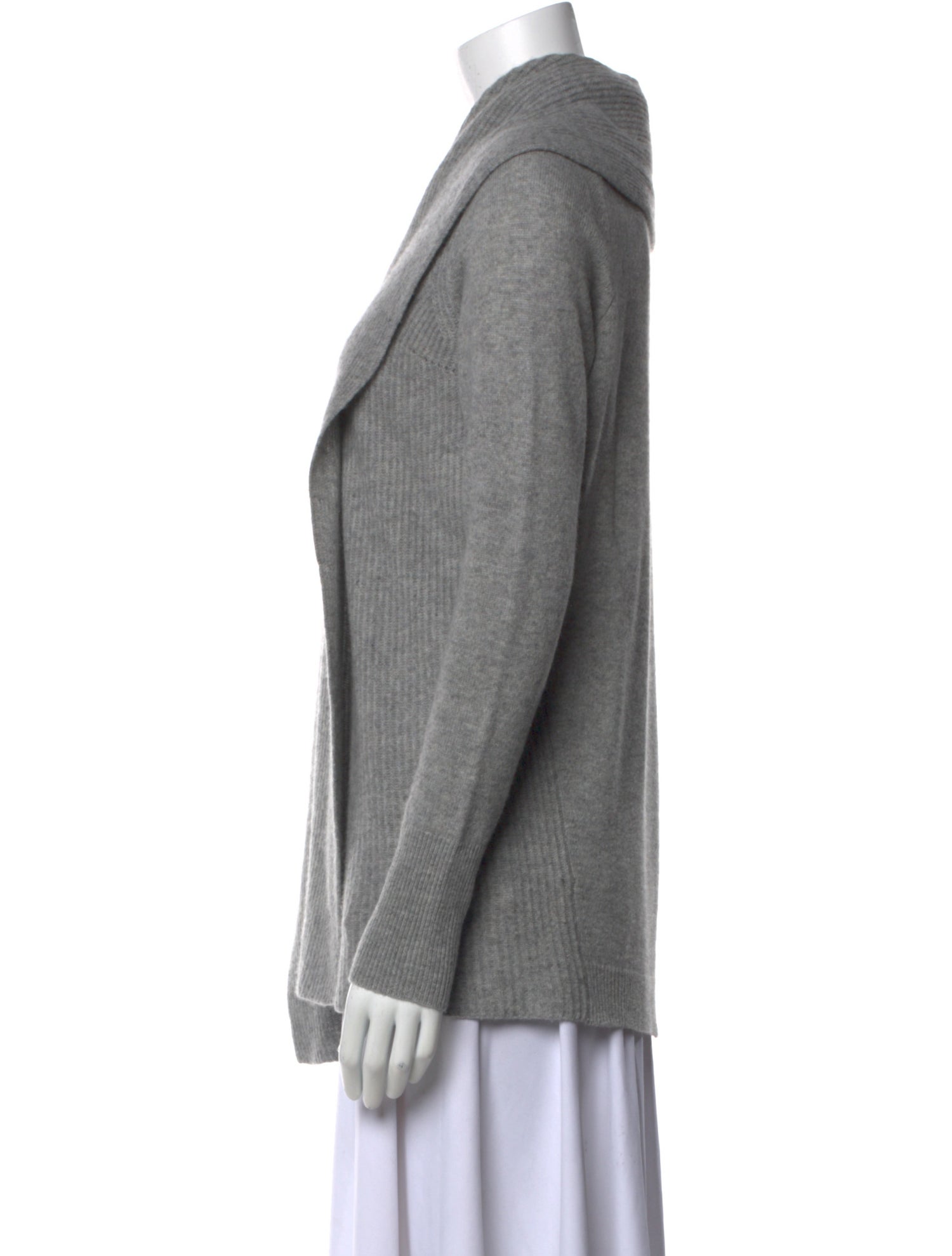 White + Warren Cashmere V-Neck Sweater