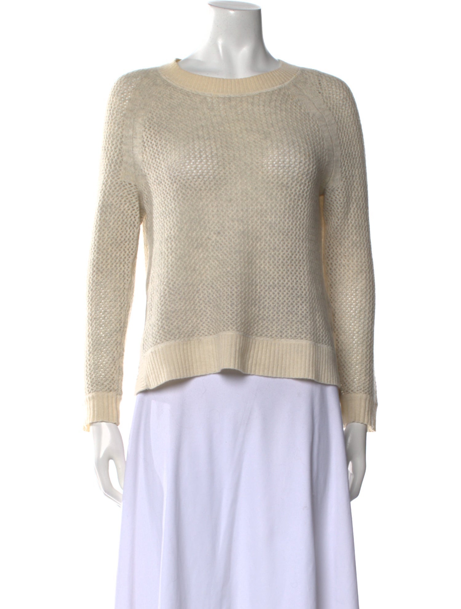 White + Warren Cashmere Scoop Neck Sweater