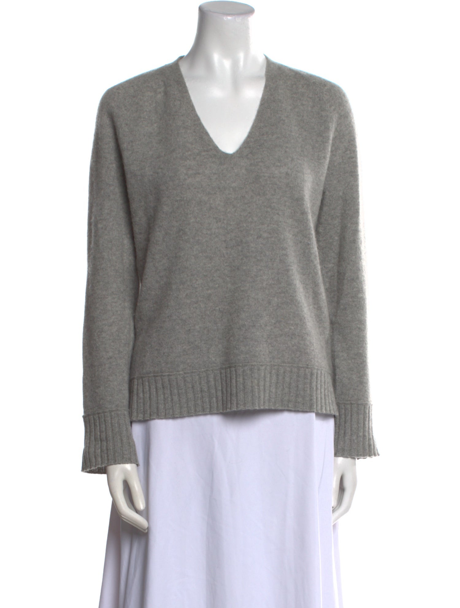 White + Warren Cashmere V-Neck Sweater