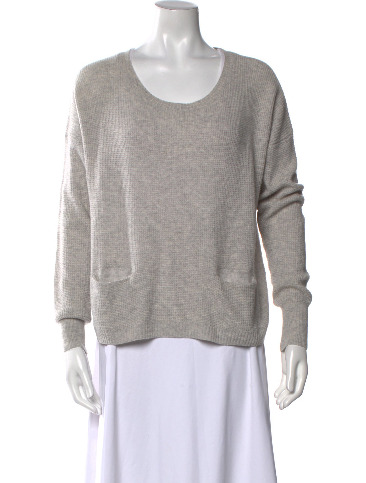 White + Warren Cashmere Scoop Neck Sweater