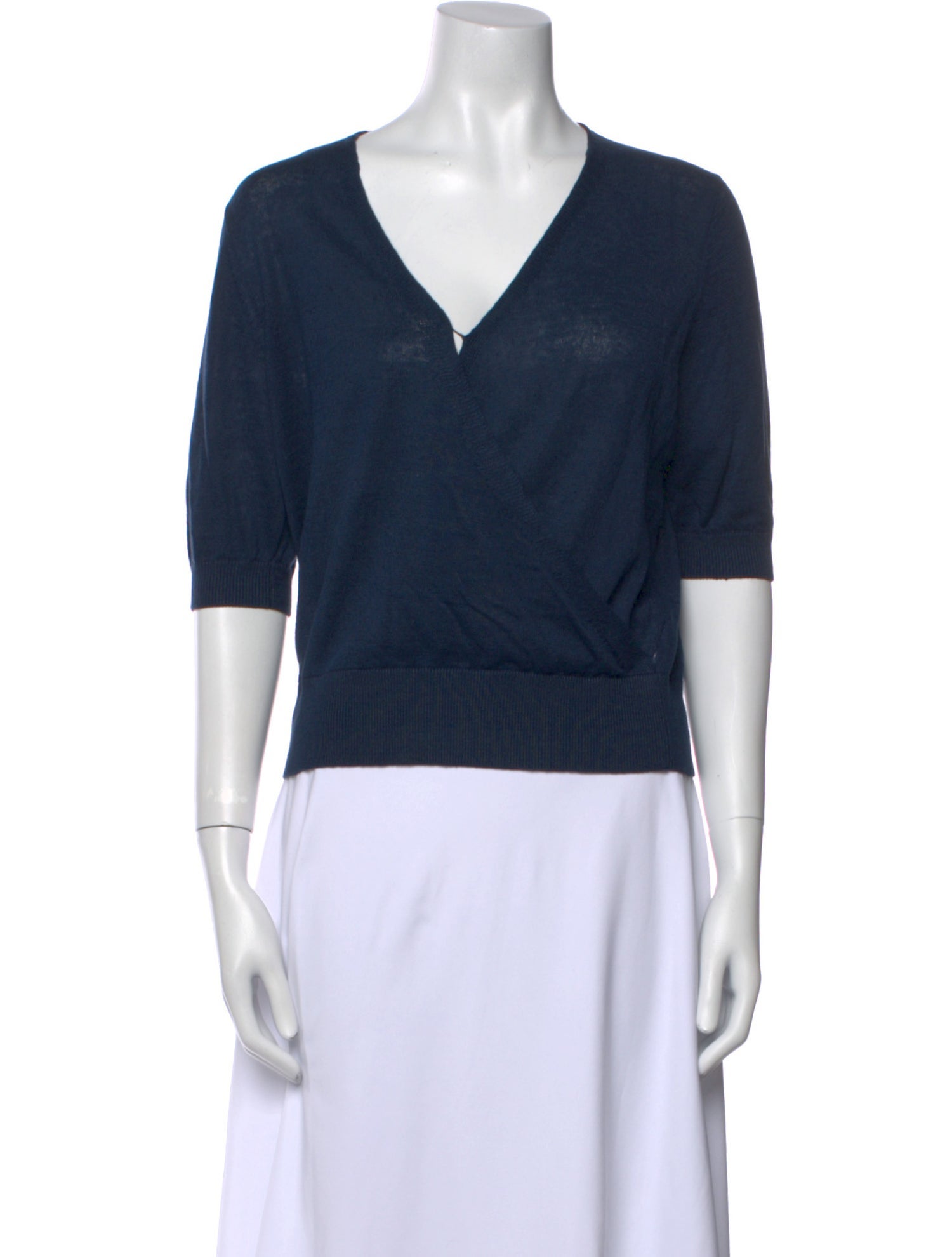 White + Warren Linen V-Neck Crop Top