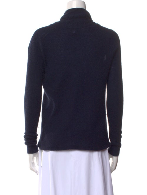 White + Warren Cashmere V-Neck Sweater