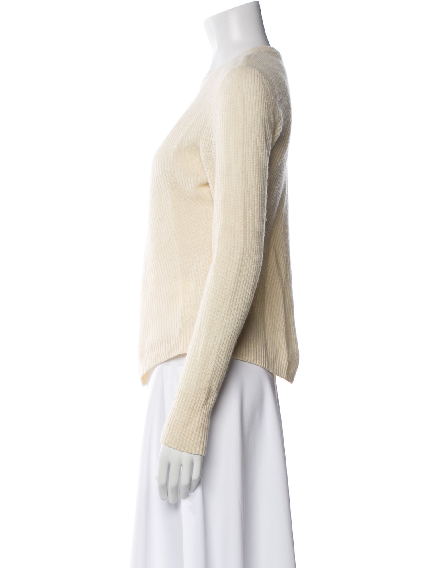 White + Warren Cashmere V-Neck Sweater