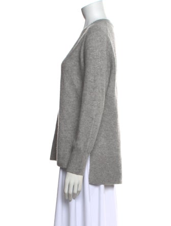 White + Warren Cashmere V-Neck Sweater