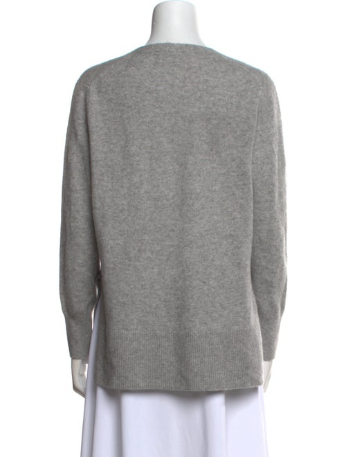 White + Warren Cashmere V-Neck Sweater