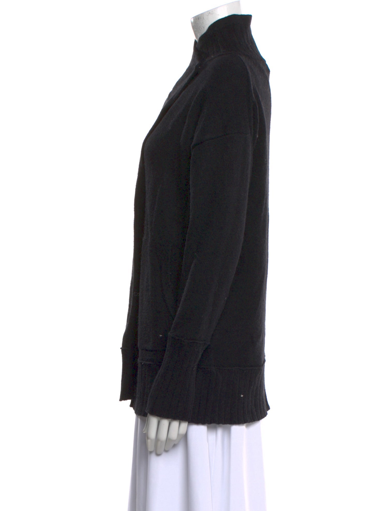 White + Warren Cashmere Turtleneck Sweater