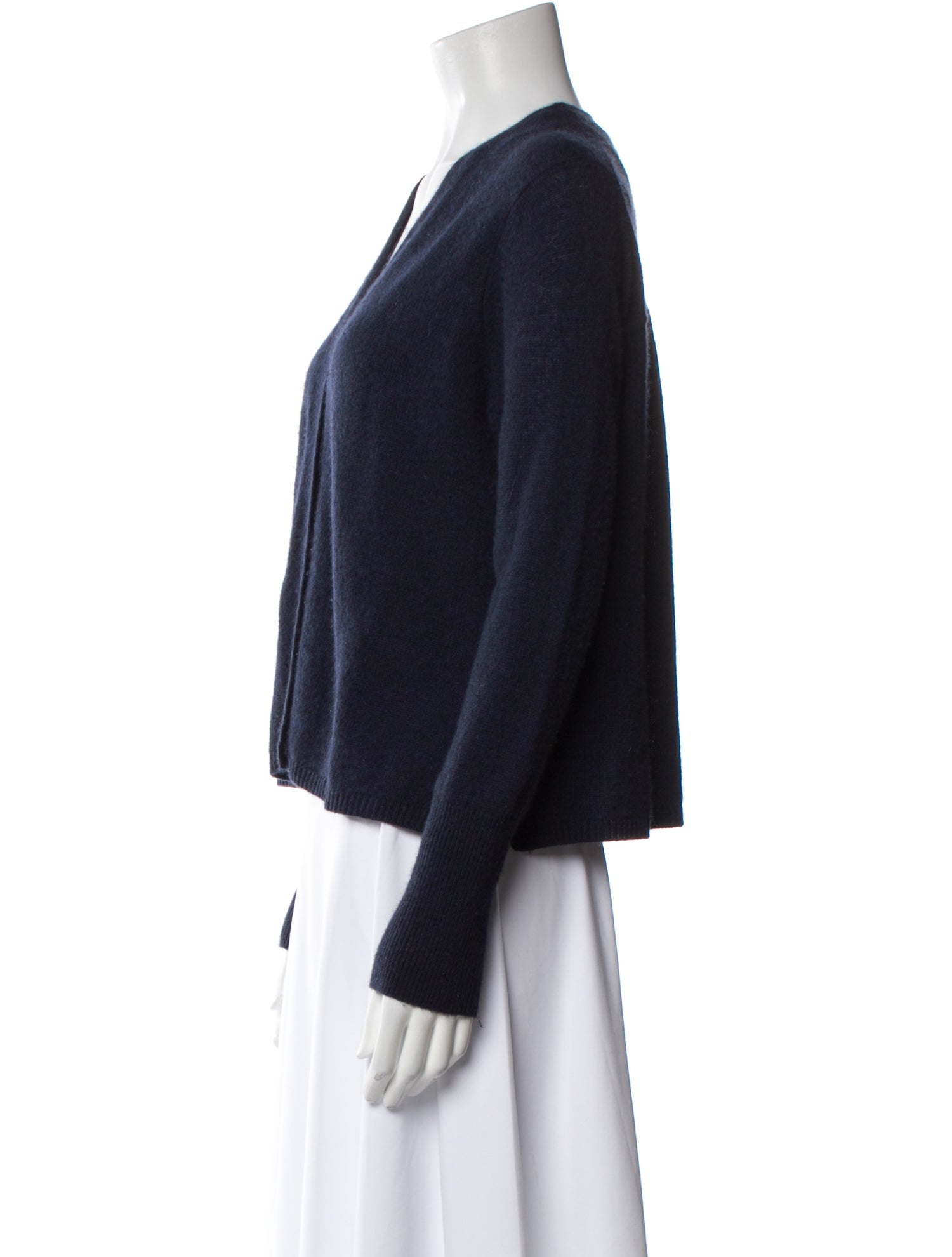 White + Warren Cashmere V-Neck Sweater