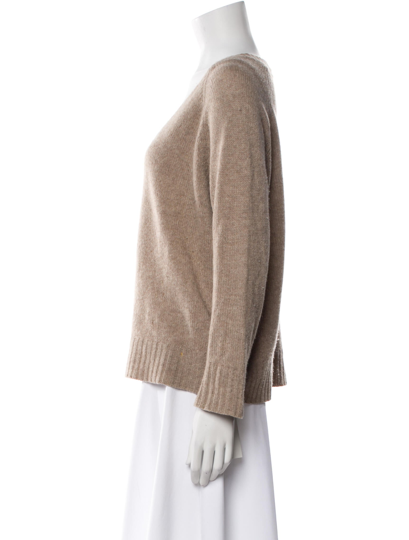 White + Warren Cashmere V-Neck Sweater
