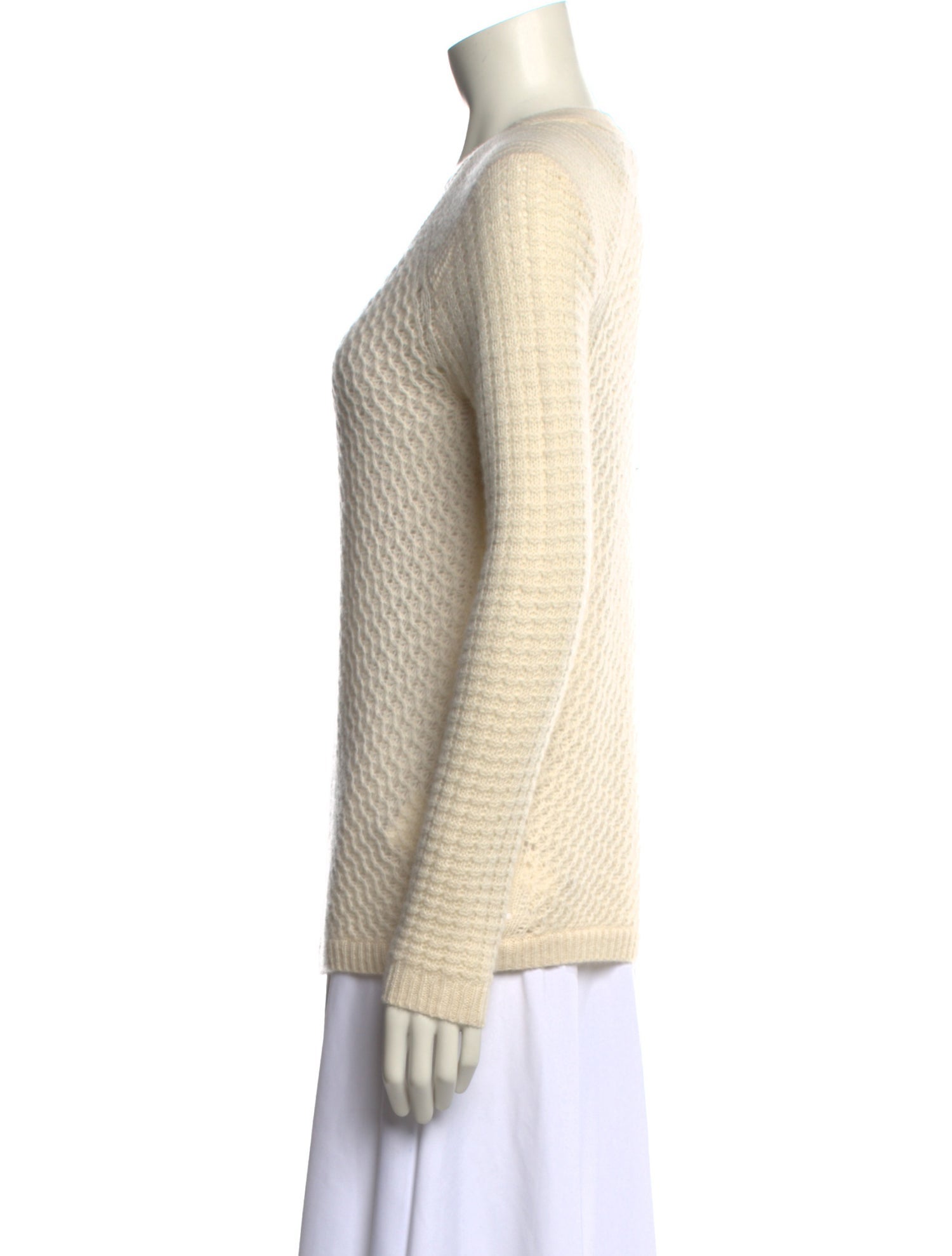 White + Warren Cashmere Scoop Neck Sweater