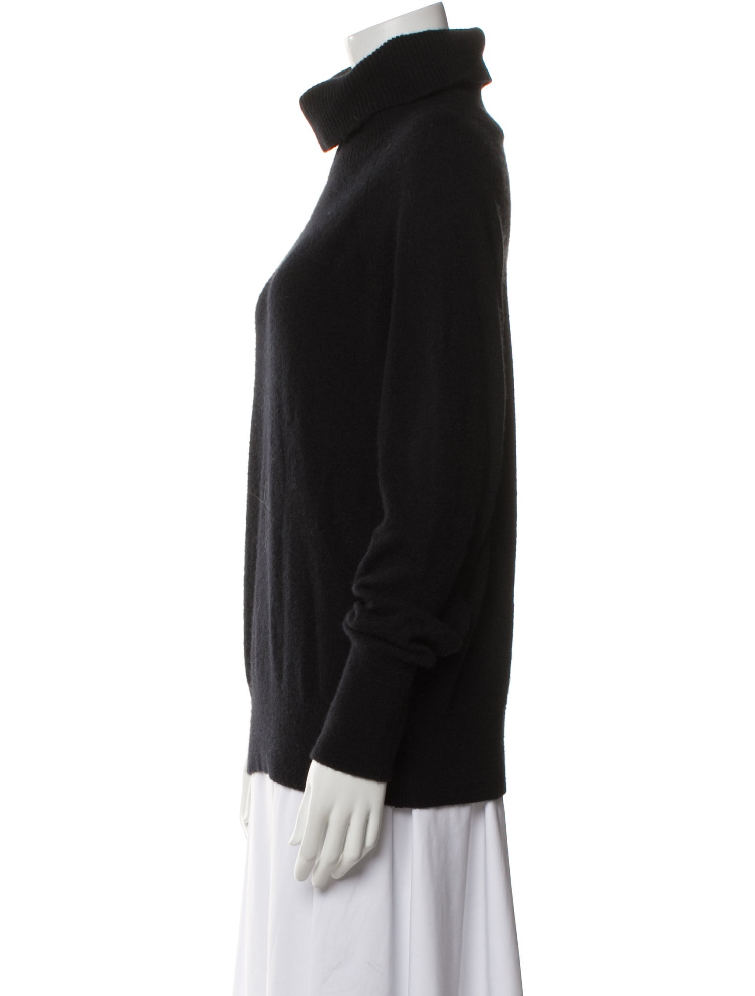 White + Warren Cashmere Turtleneck Sweater
