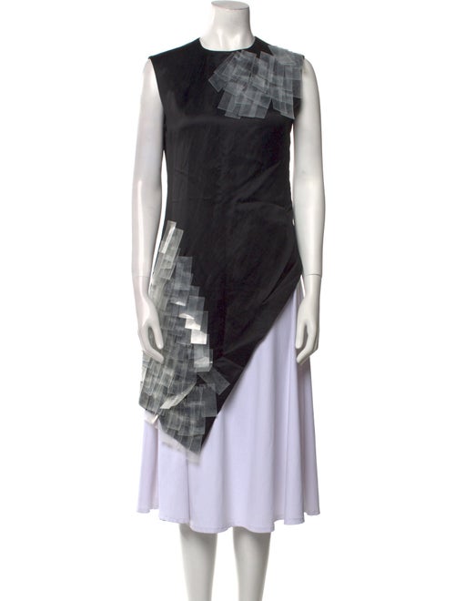 A.W.A.K.E. Mode Crew Neck Sleeveless Tunic