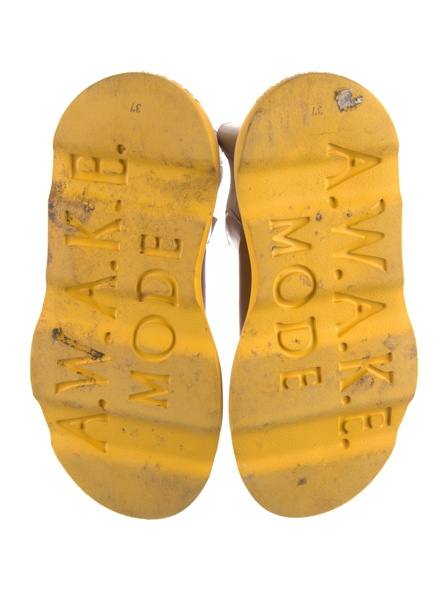 A.W.A.K.E. Mode Leather Chelsea Boots