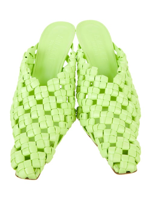 A.W.A.K.E. Mode Rubber Mules