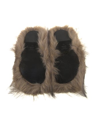 A.W.A.K.E. Mode Fur Mules