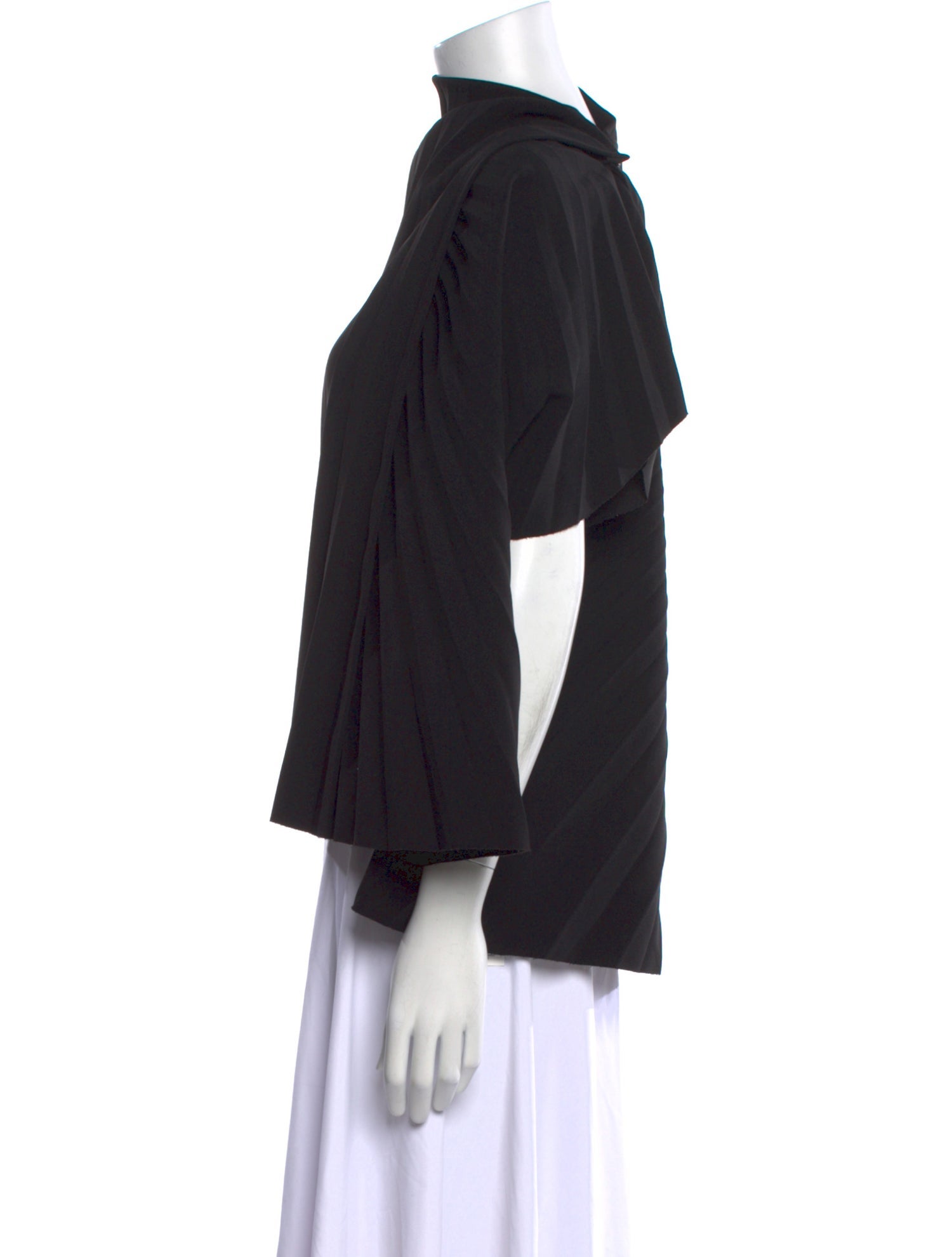 A.W.A.K.E. Mode Mock Neck Short Sleeve Sweatshirt