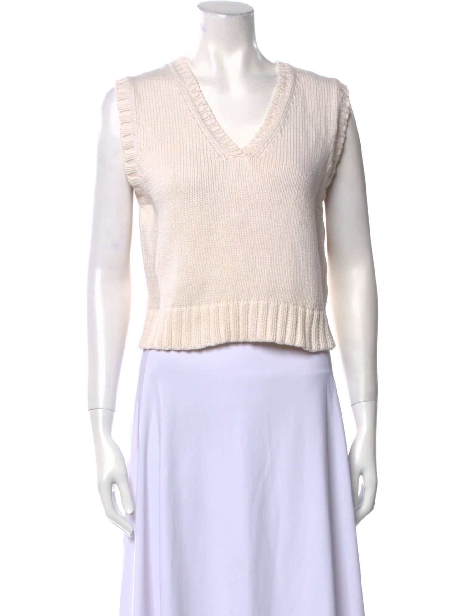 Shaina Mote V-Neck Sleeveless Crop Top