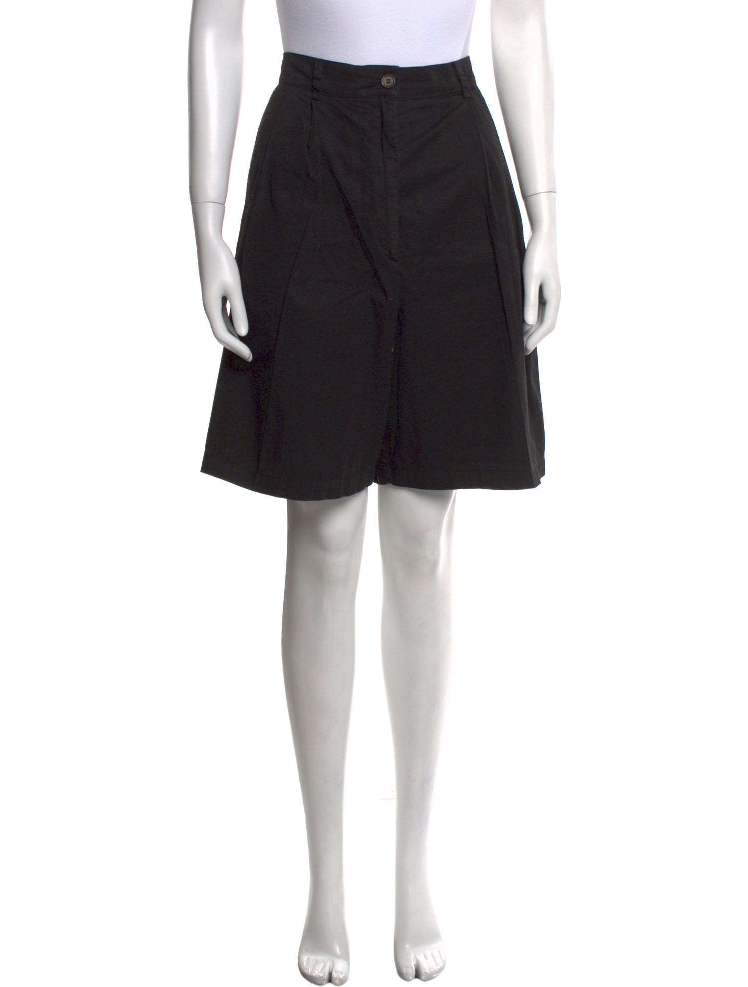 Shaina Mote Knee-Length Shorts