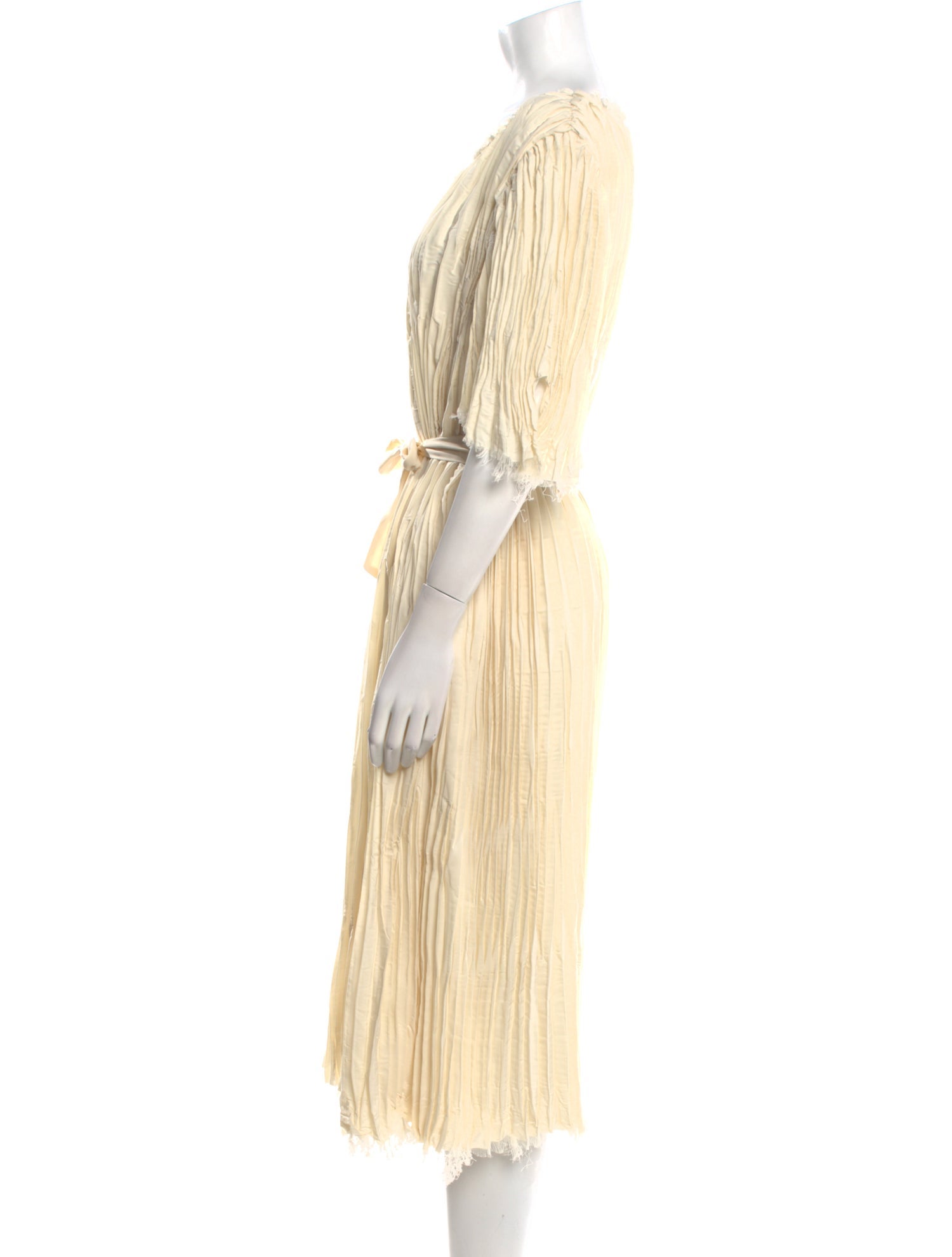 Shaina Mote Scoop Neck Midi Length Dress