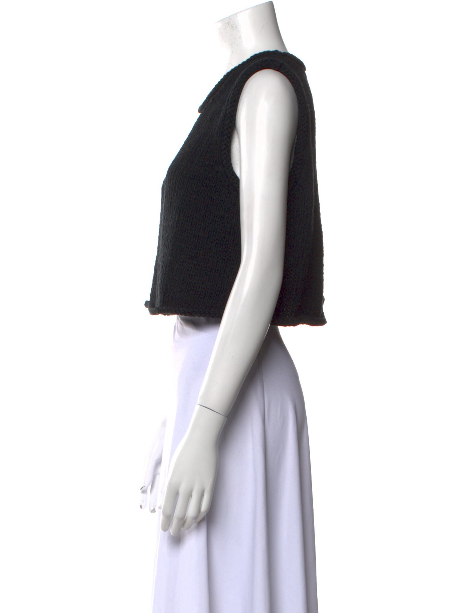 Shaina Mote Scoop Neck Sleeveless Crop Top