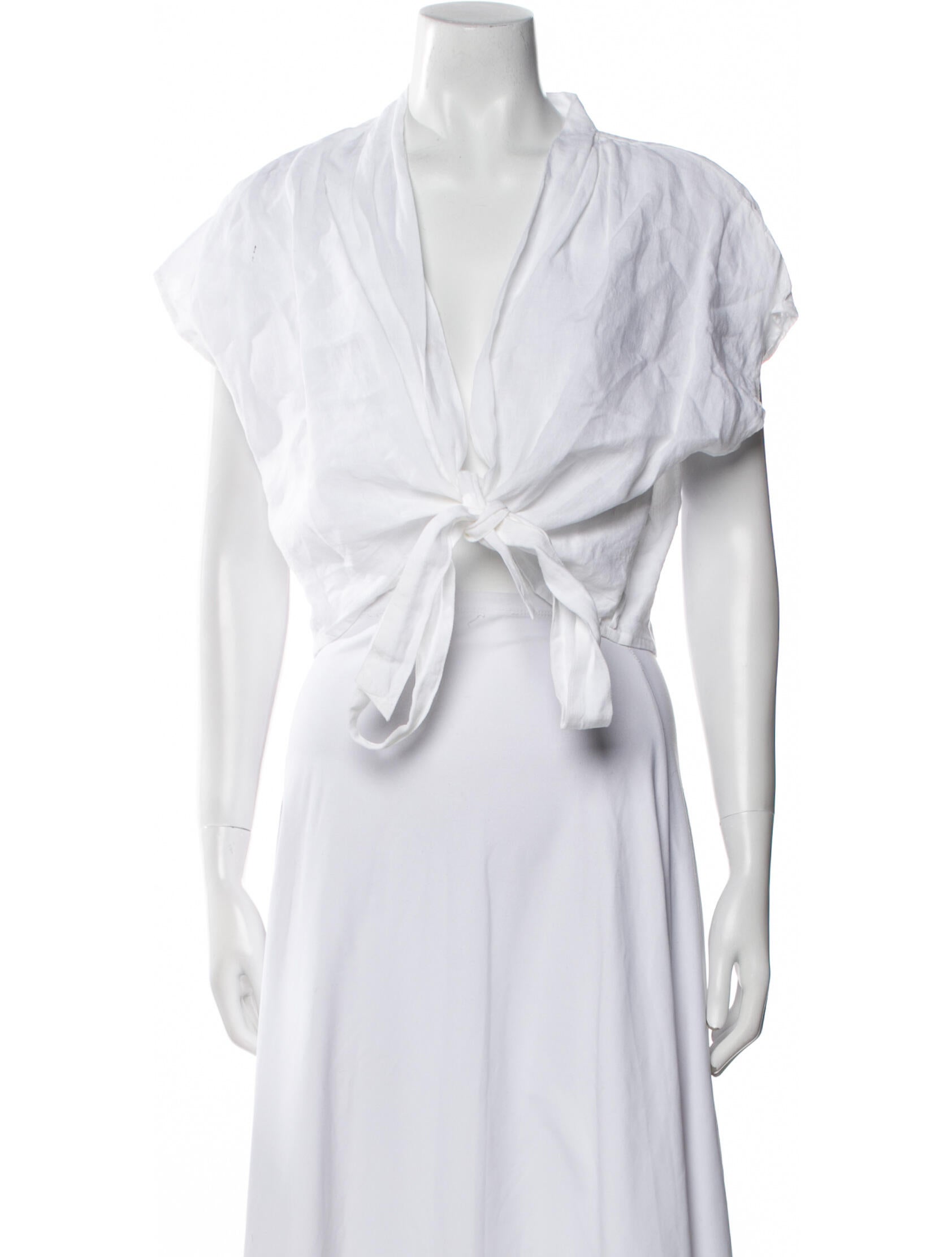 Shaina Mote Linen V-Neck Crop Top