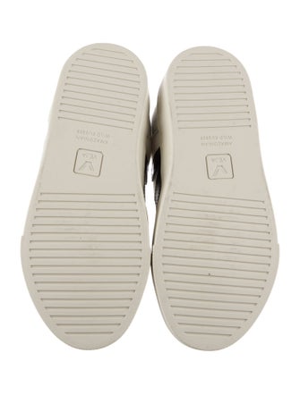 Veja Low Top Sneakers