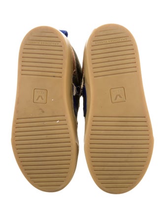 Veja Boys' High Top Velcro Suede Sneaker