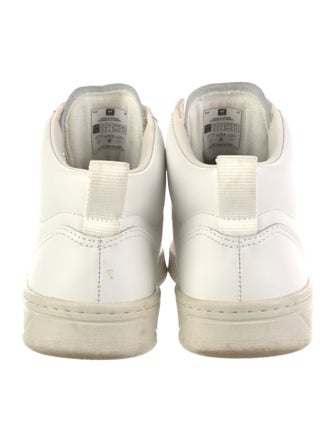 Veja Leather Sneakers
