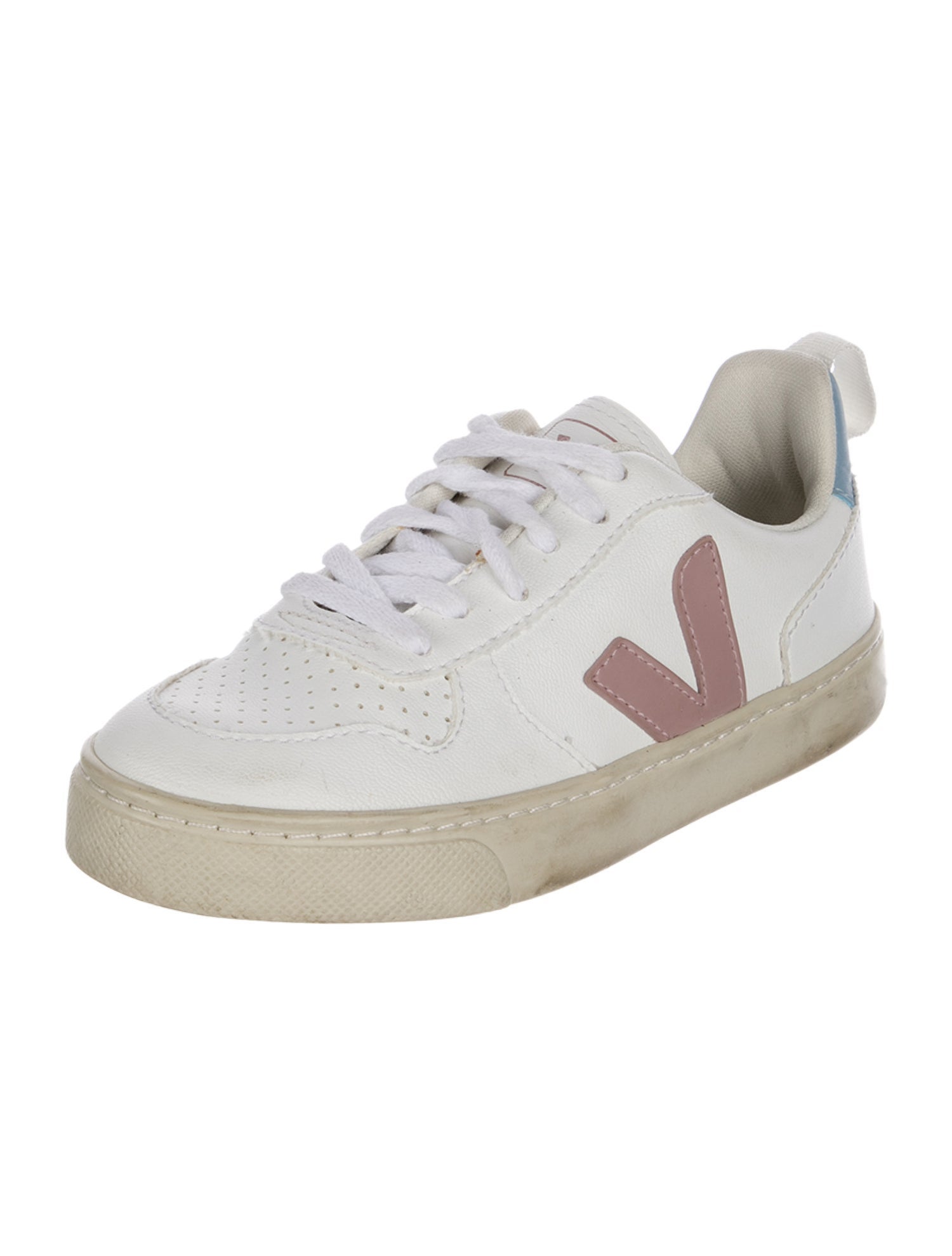 Veja Low Top Shoes