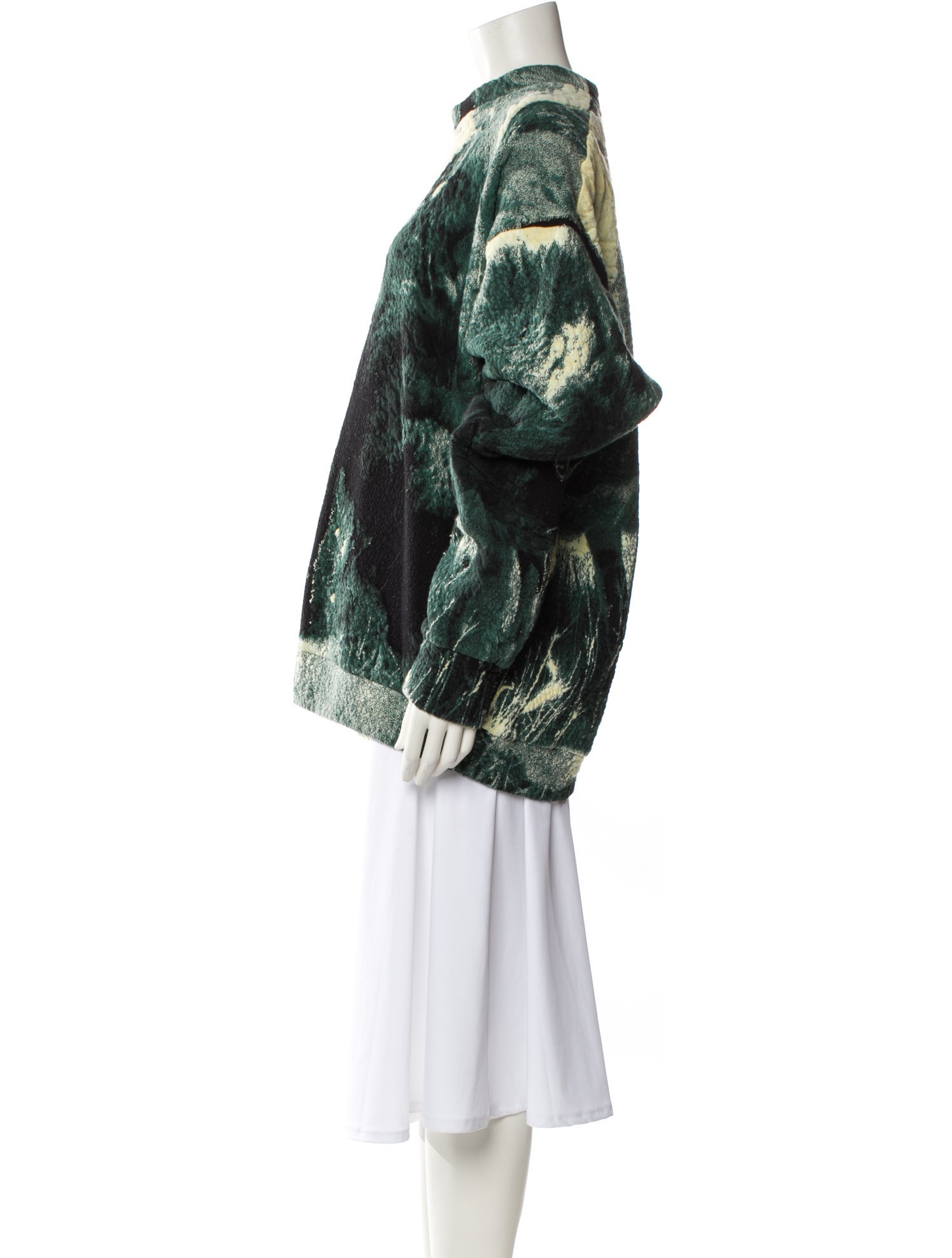 Anntian Printed Crew Neck Sweatshirt