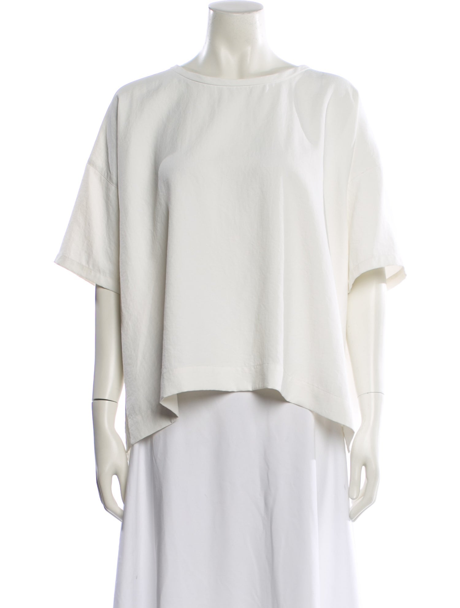 Nomia Crew Neck Short Sleeve Blouse