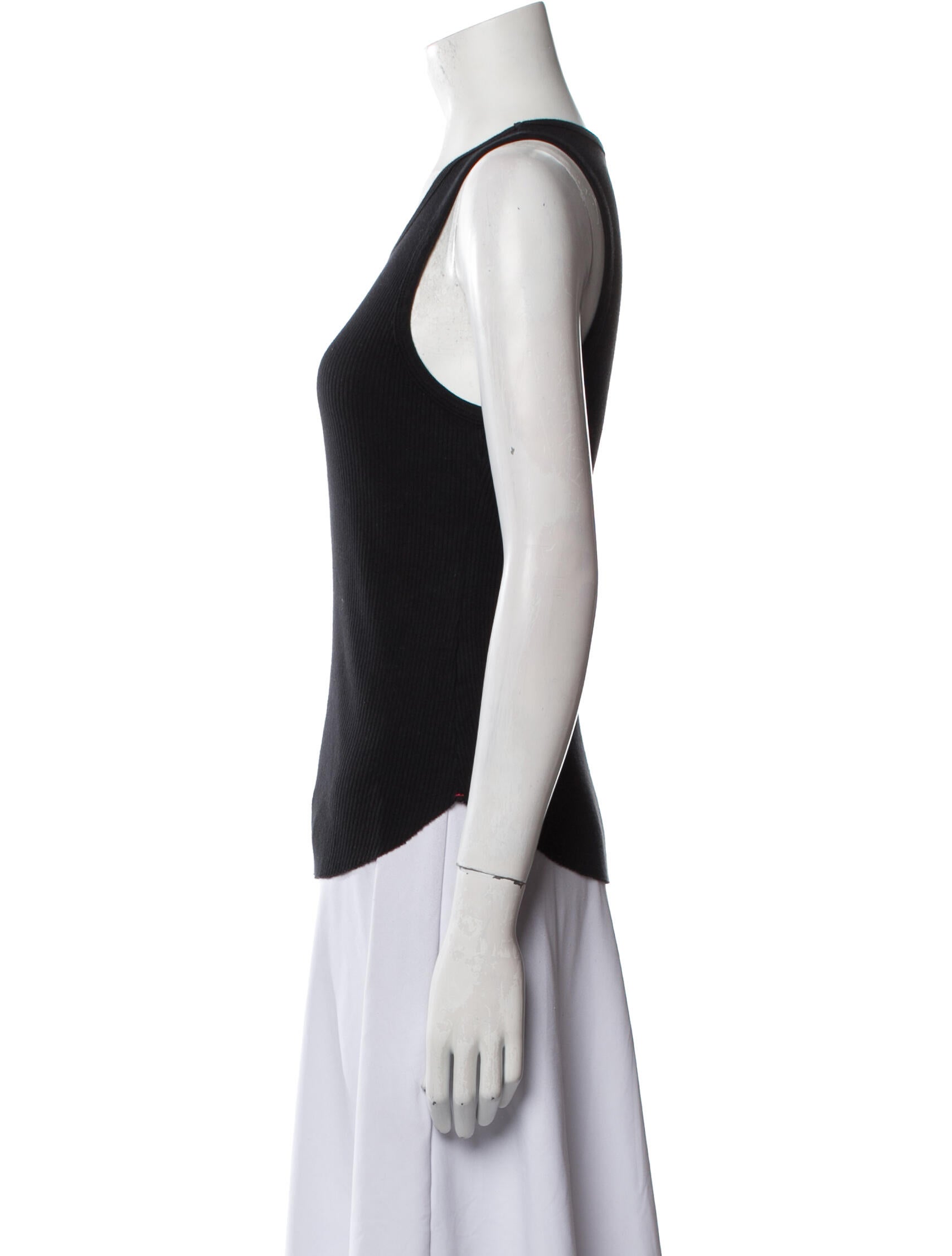Xirena Scoop Neck Sleeveless Top