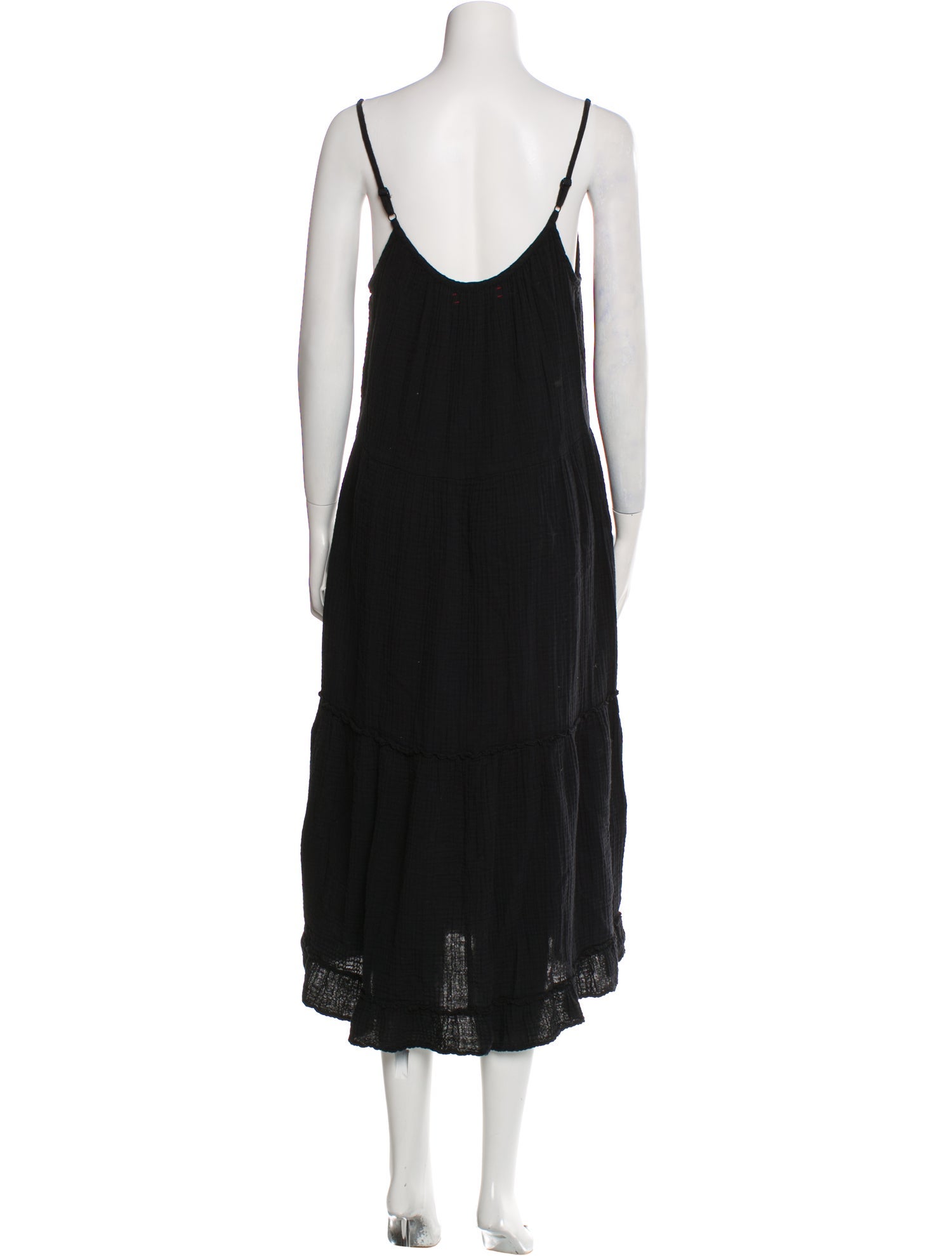 Xirena Scoop Neck Midi Length Dress