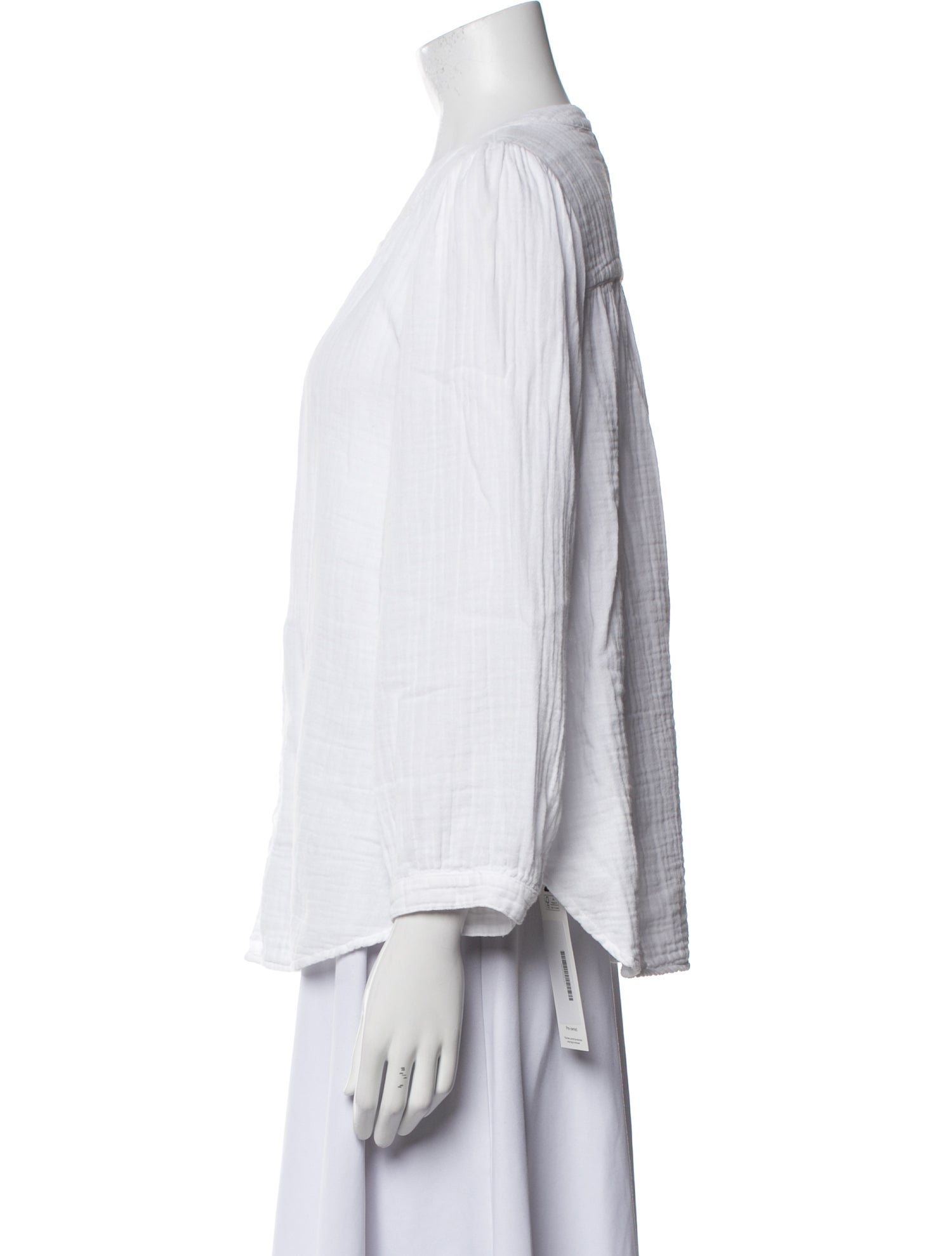 Xirena Scoop Neck Three-Quarter Sleeve Button-Up Top