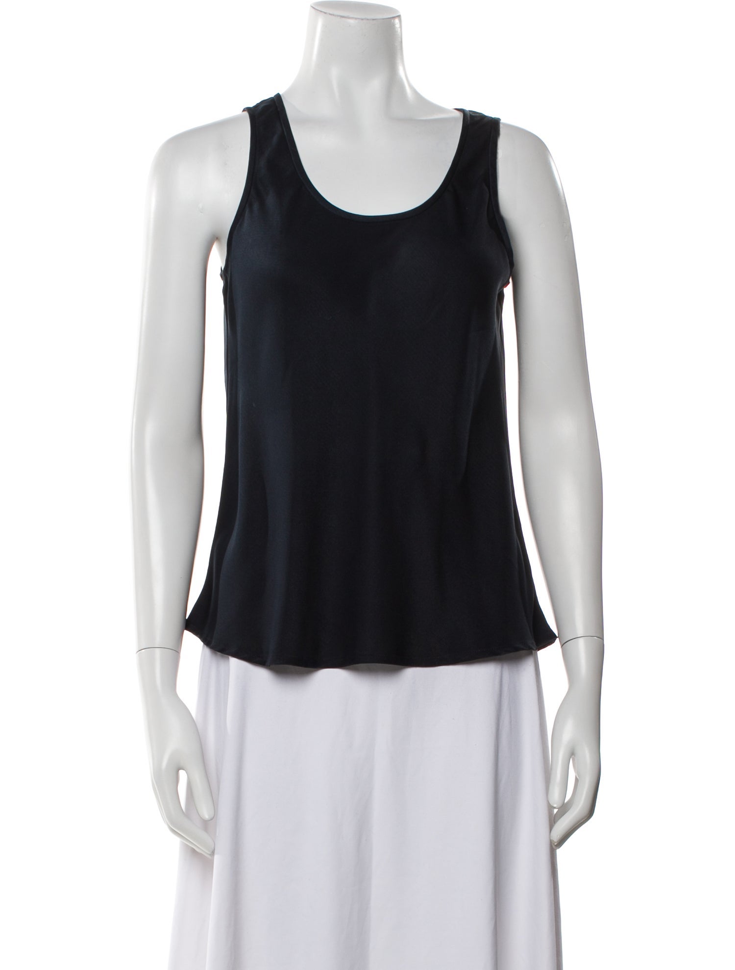 Xirena Scoop Neck Sleeveless Top