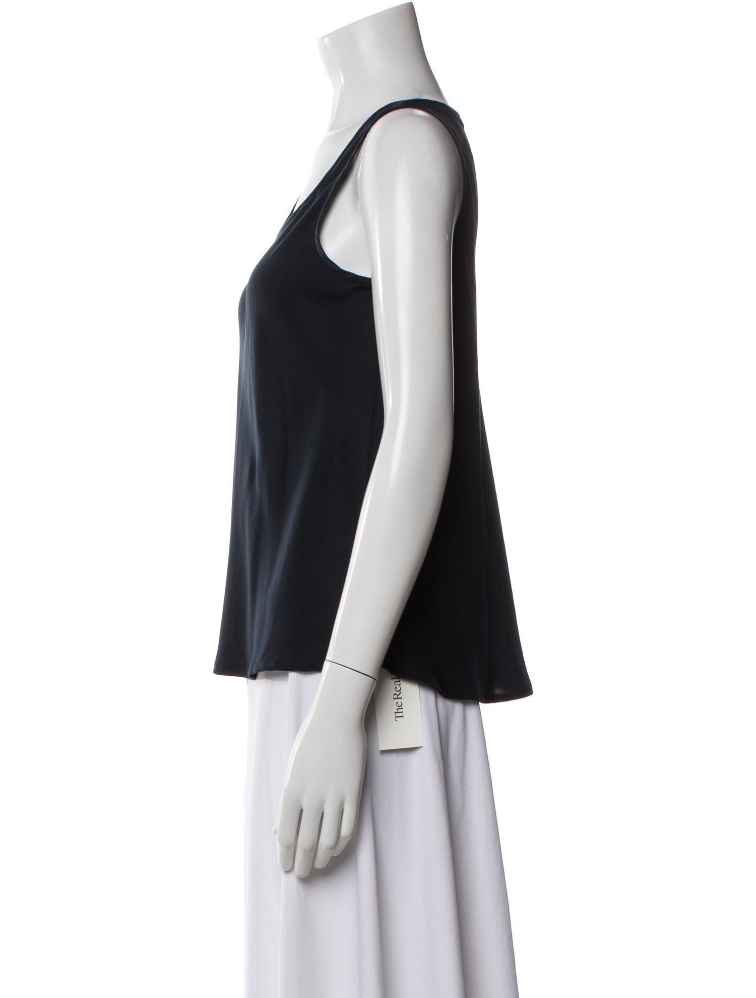 Xirena Scoop Neck Sleeveless Top