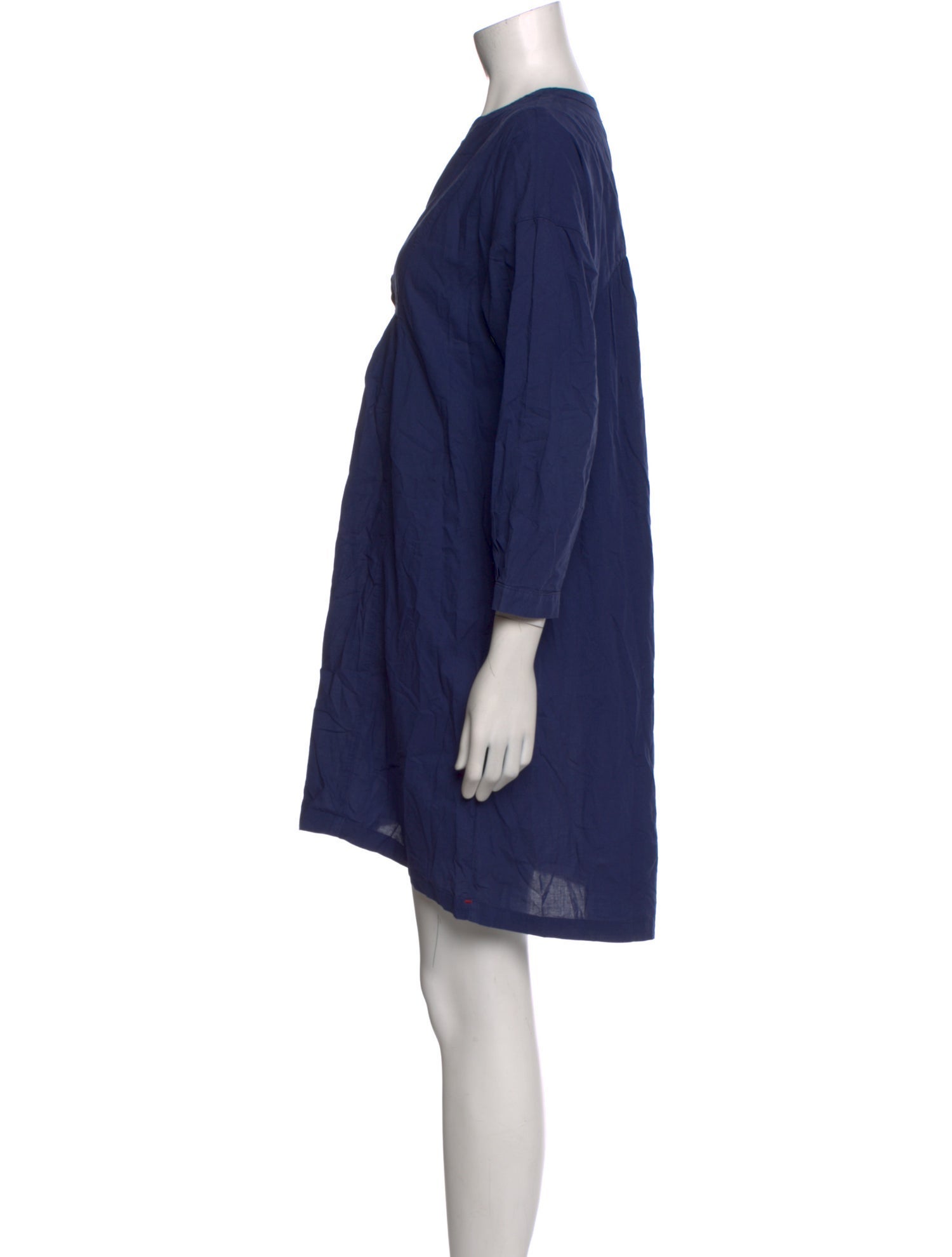 Xirena V-Neck Knee-Length Dress