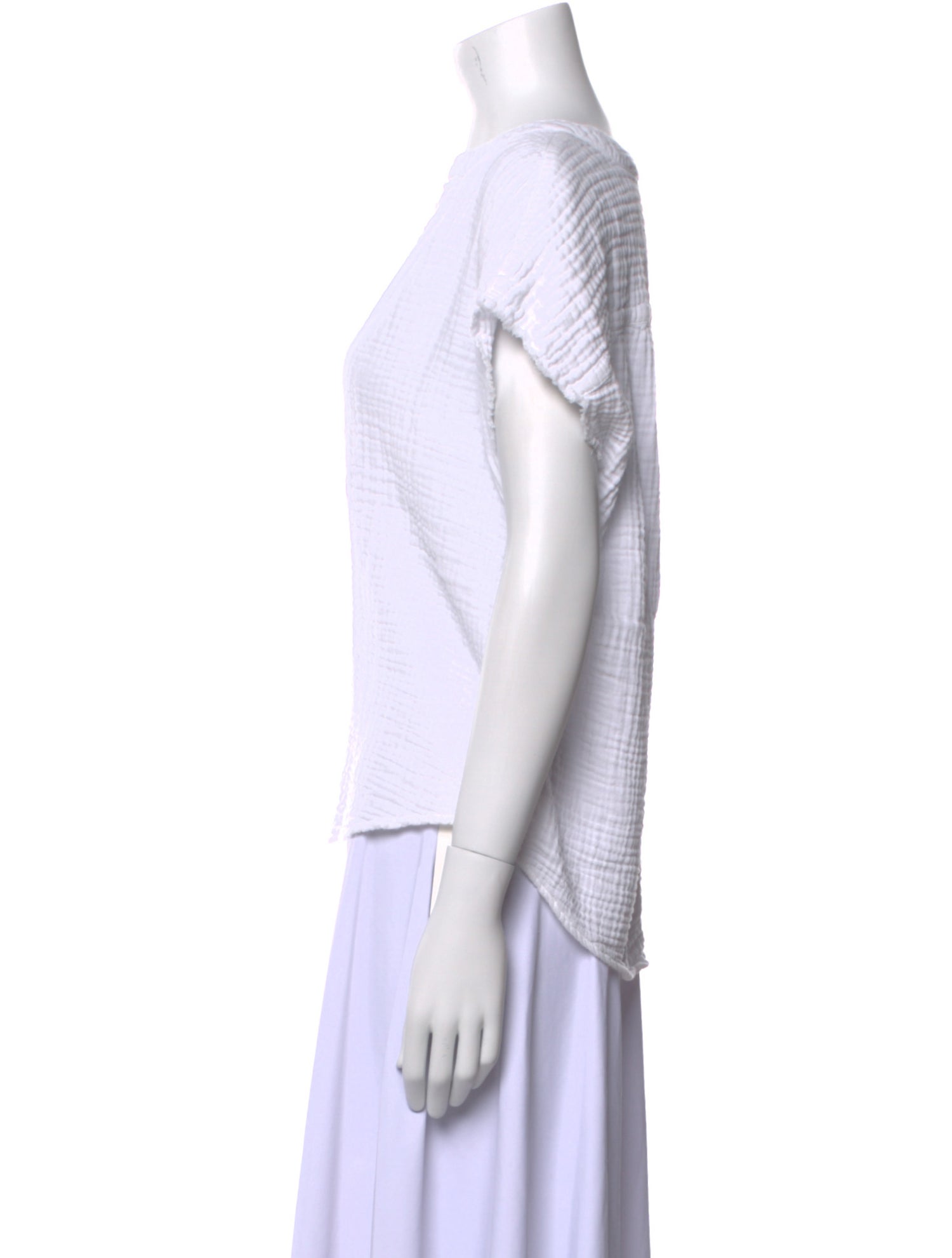 Xirena V-Neck Short Sleeve Top