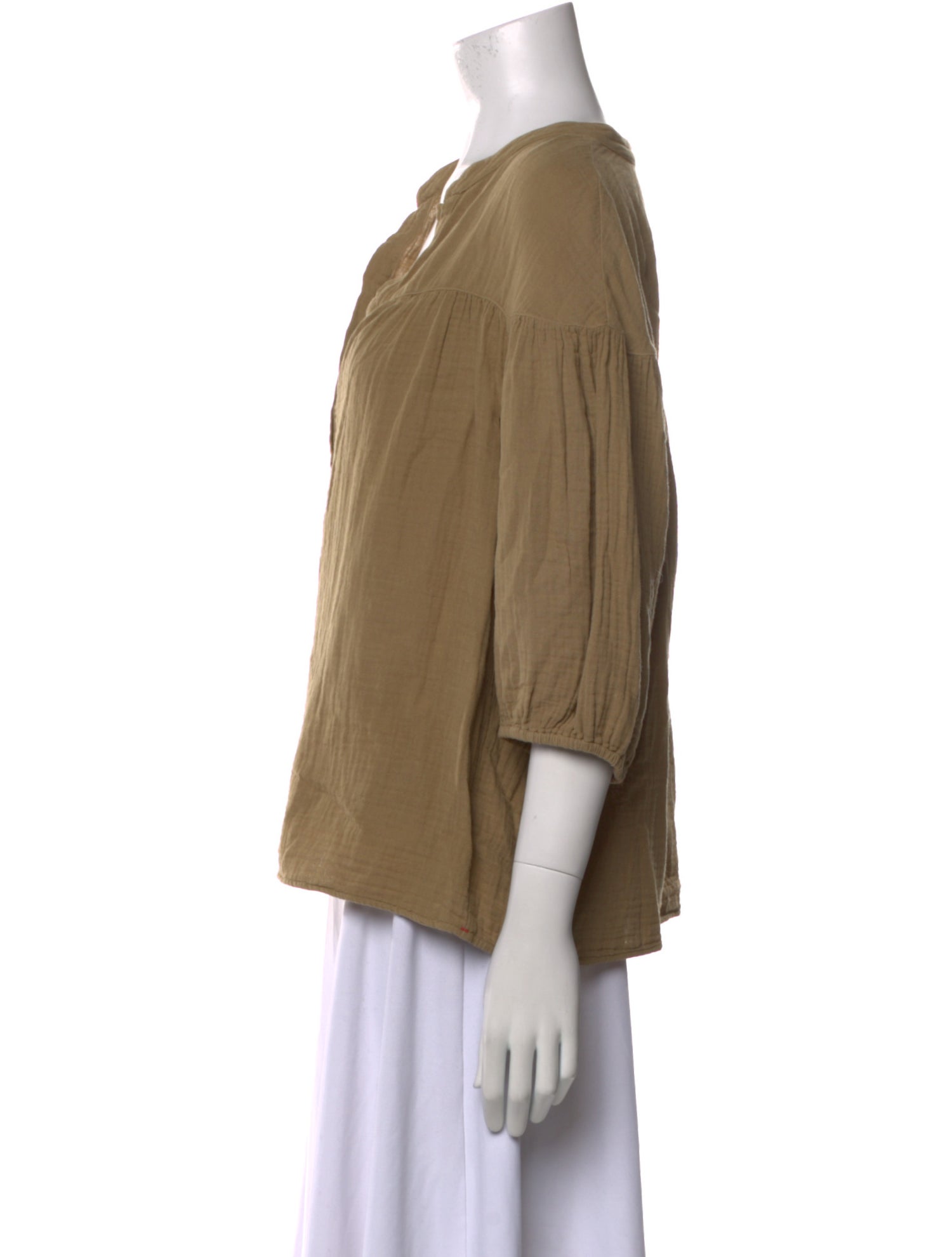 Xirena V-Neck Three-Quarter Sleeve Blouse