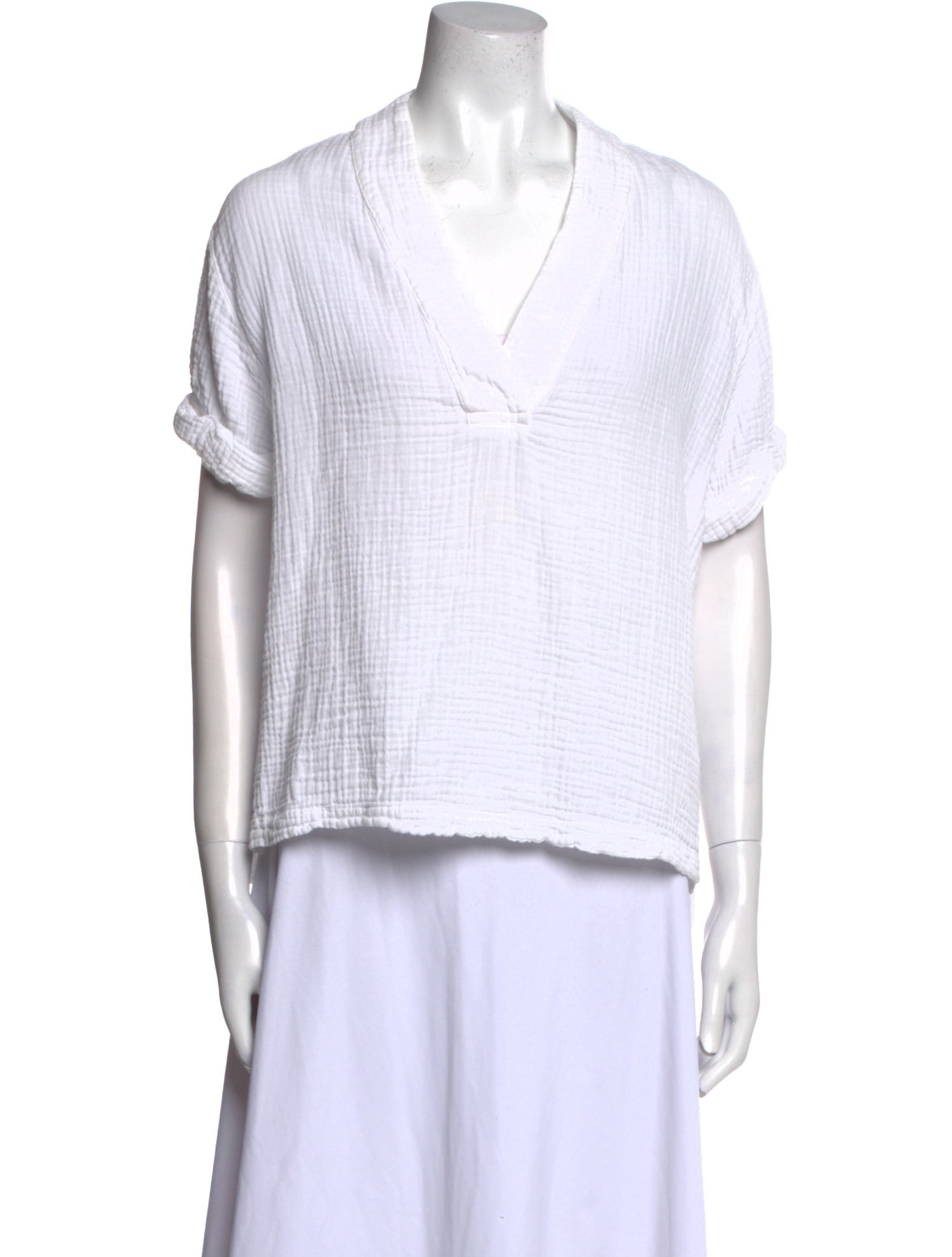 Xirena V-Neck Short Sleeve Top