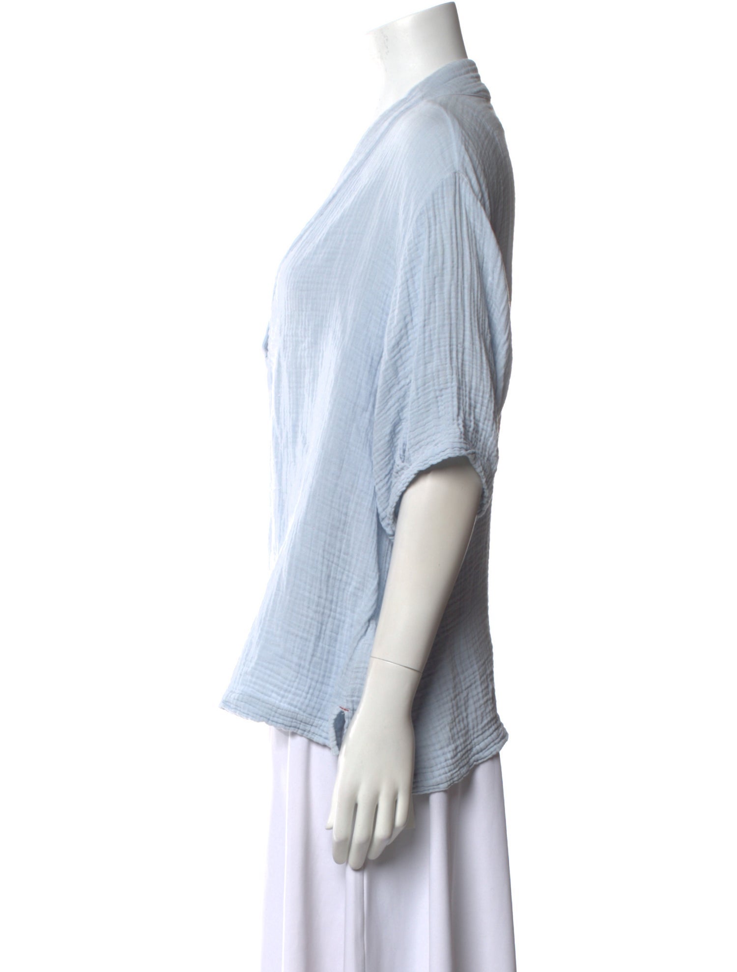 Xirena V-Neck Short Sleeve Blouse