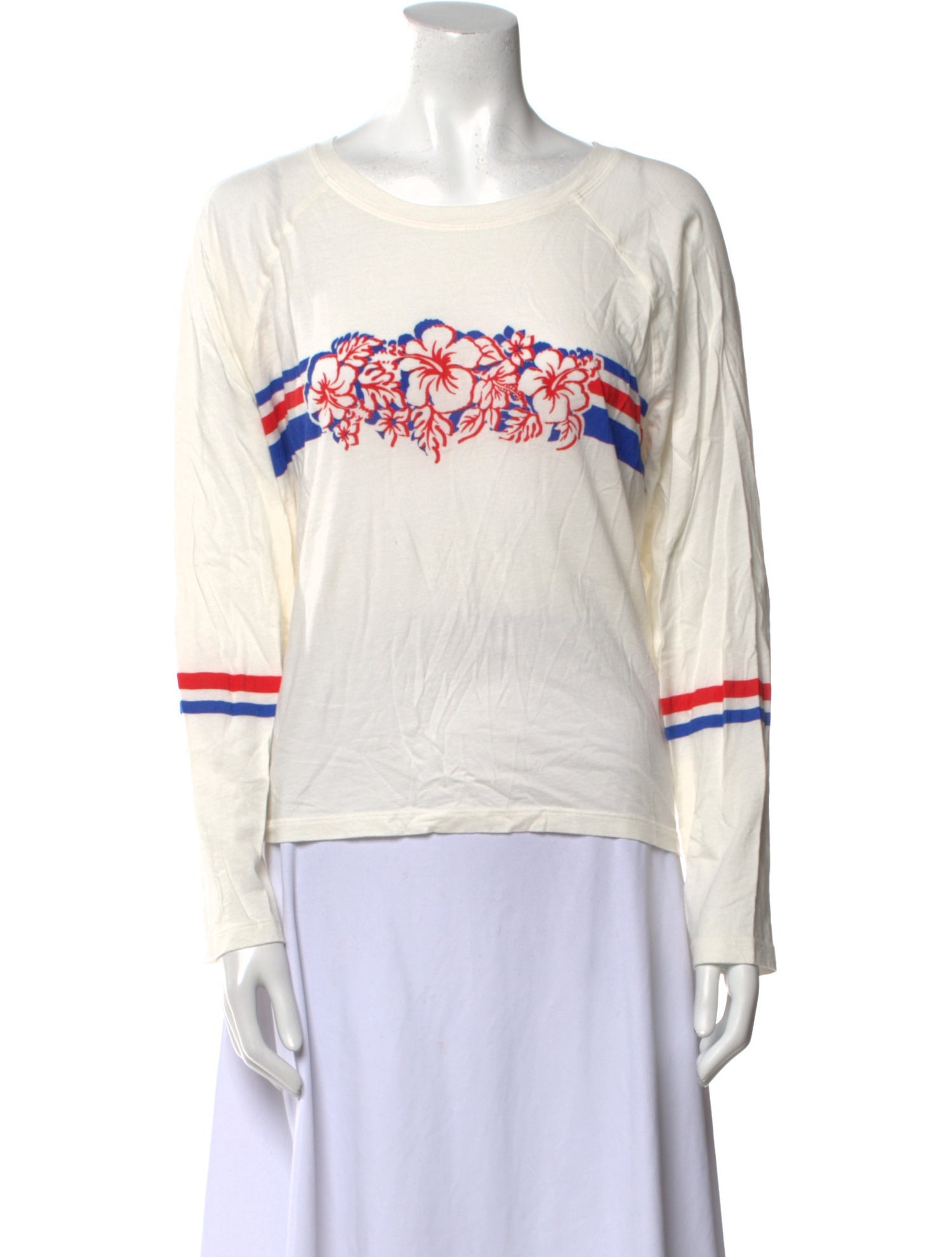 Xirena Graphic Print Scoop Neck T-Shirt