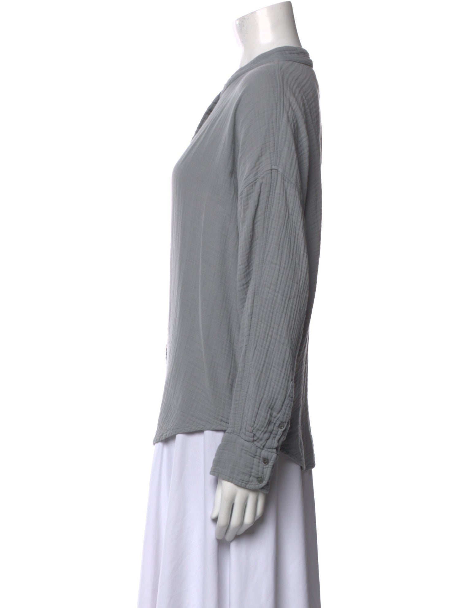 Xirena Crew Neck Long Sleeve Button-Up Top