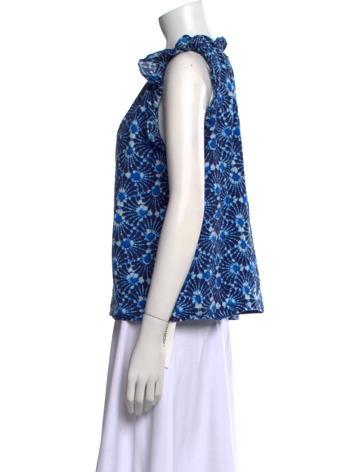 Xirena Floral Print V-Neck Blouse