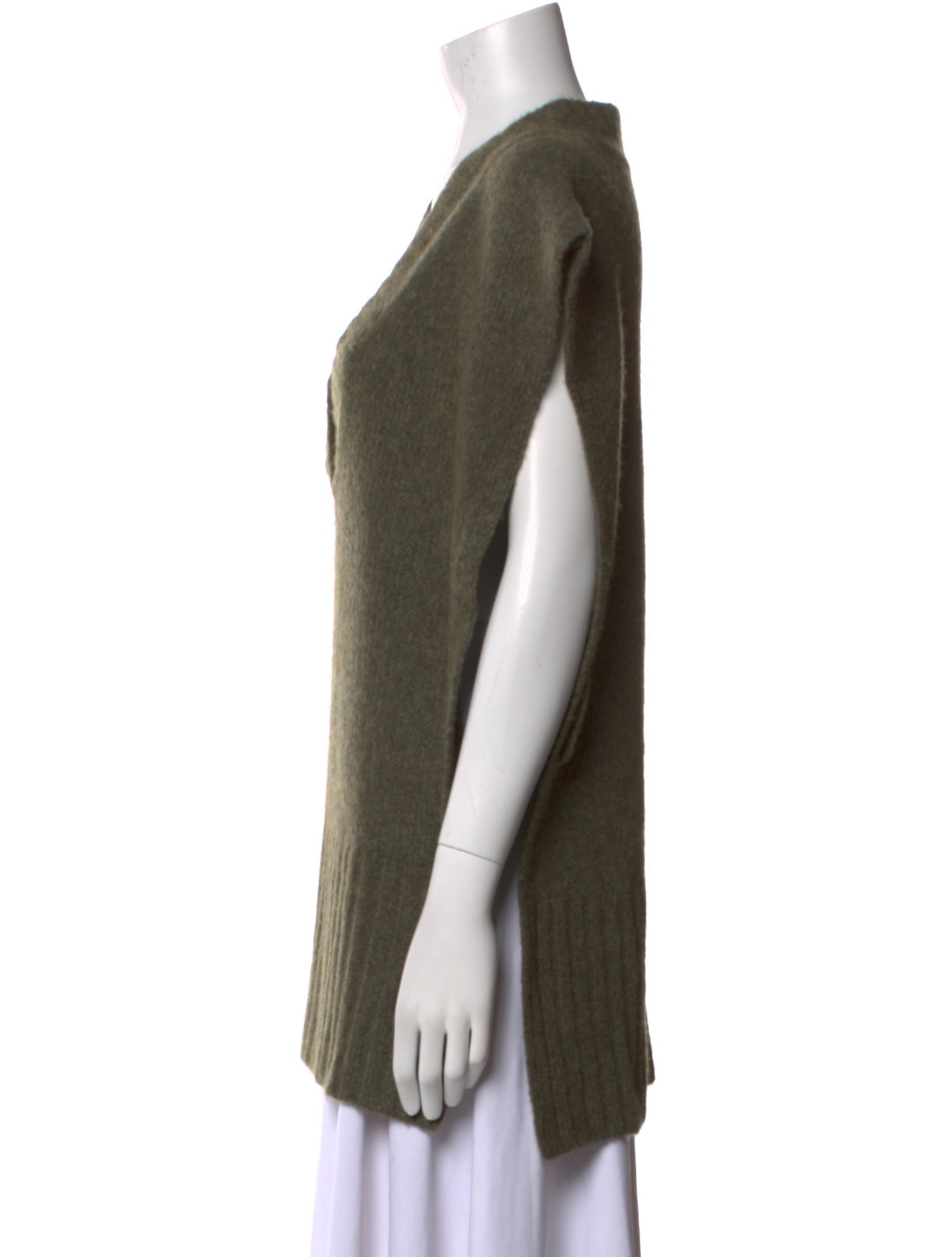 Xirena V-Neck Sweater