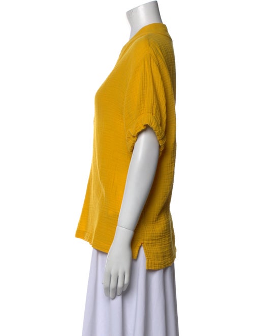 Xirena V-Neck Short Sleeve Blouse