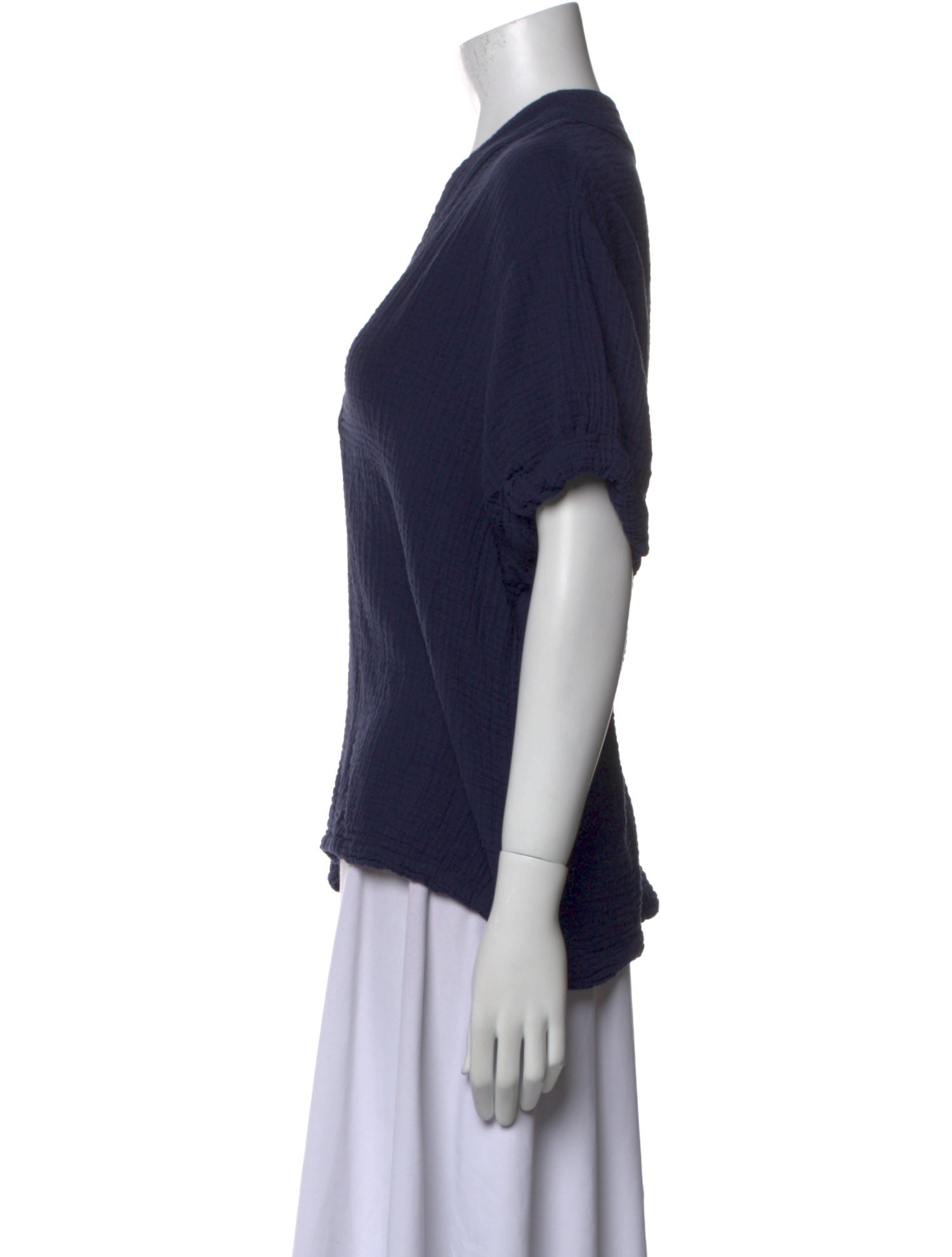 Xirena V-Neck Short Sleeve Blouse