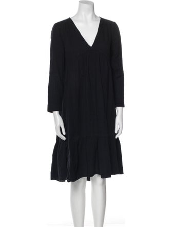 Xirena V-Neck Knee-Length Dress