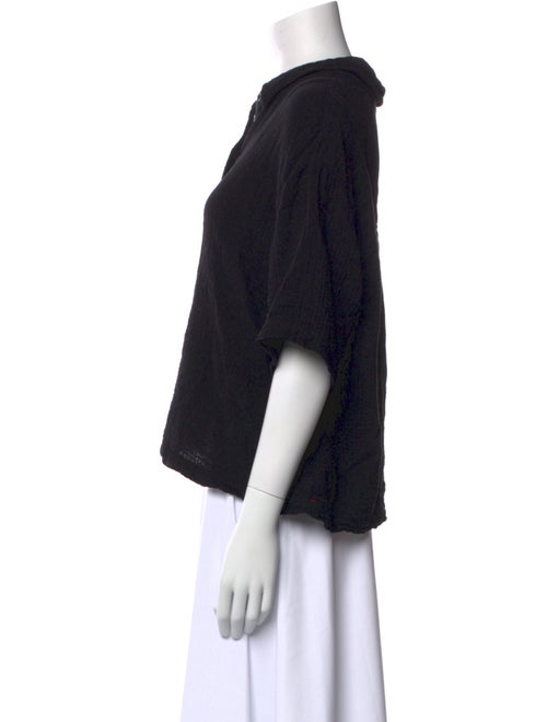 Xirena Three-Quarter Sleeve Button-Up Top