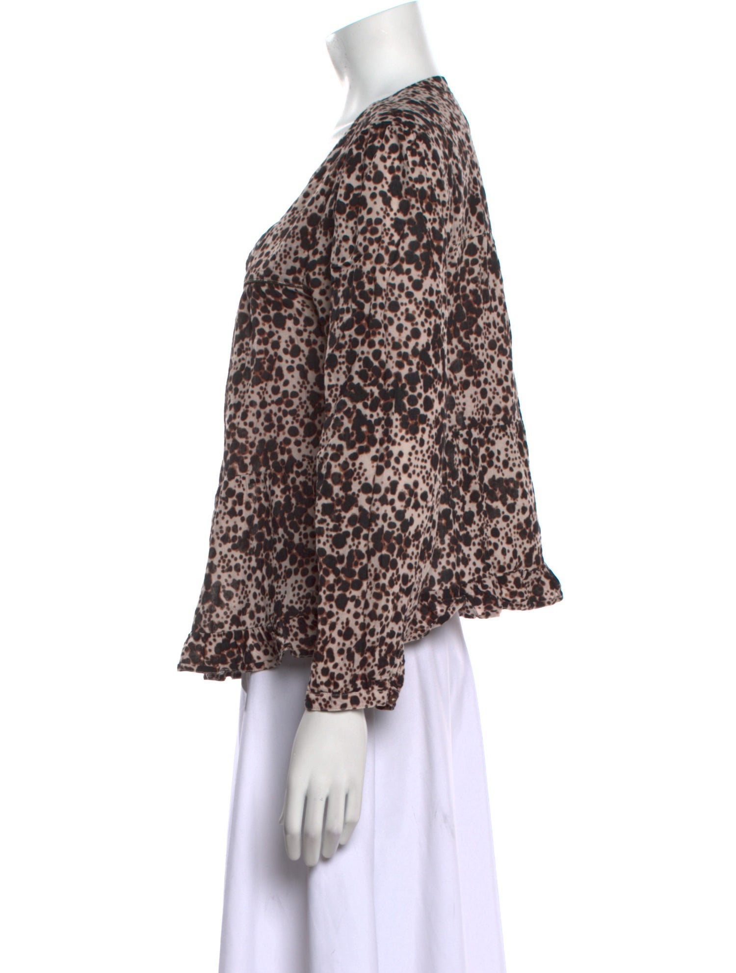 Xirena Printed V-Neck Blouse