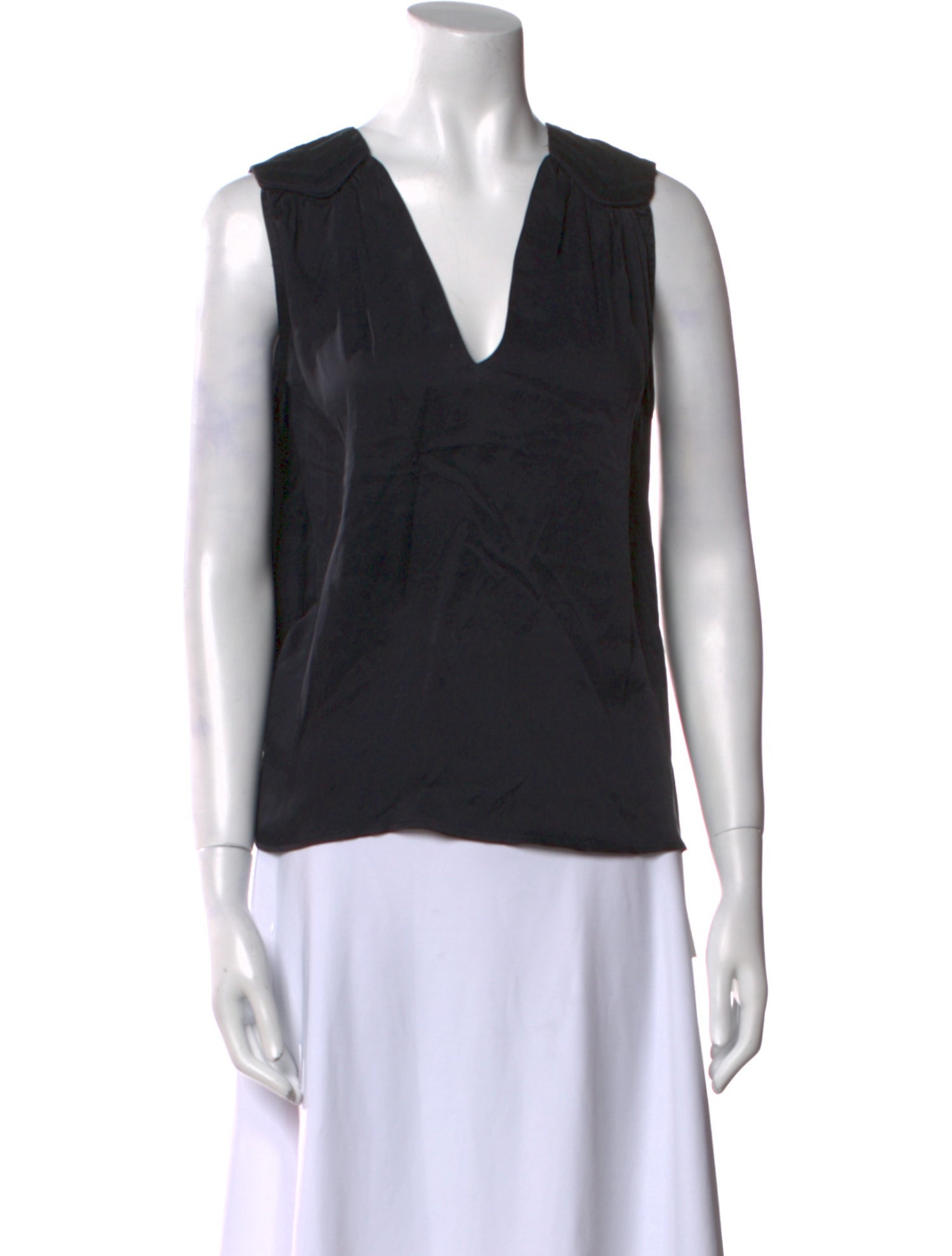 Xirena Silk V-Neck Top w/ Tags